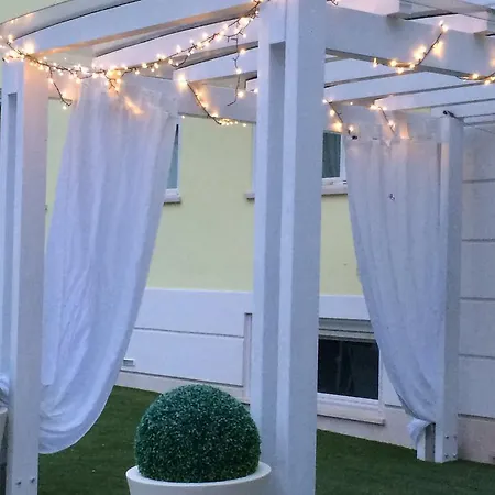 Bed & Breakfast Chartaria