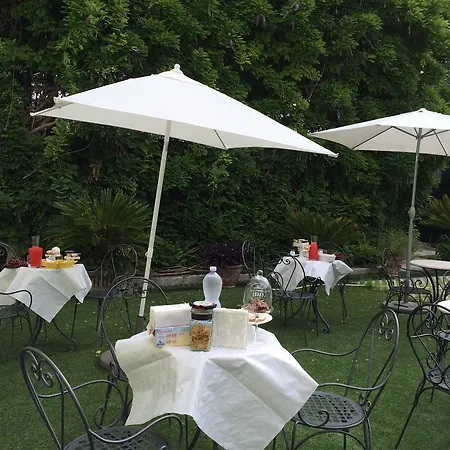 Chartaria Bed and breakfast